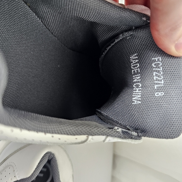 French Connection Petta Lace up Fashion Sneaker White Brown Gray Size 8 - Picture 12 of 12